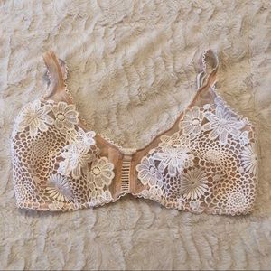 Victoria Secret white lace bralette SMALL
